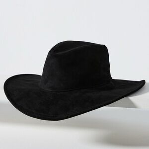 Feaux Suede Black Hat